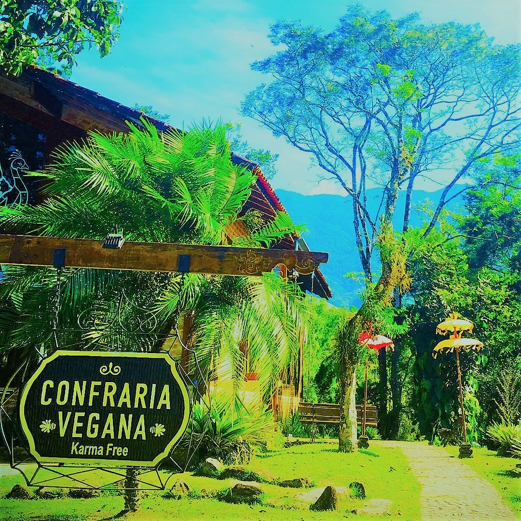 confraria-vegana---espao-7-by-cv_52162728427_l.jpg